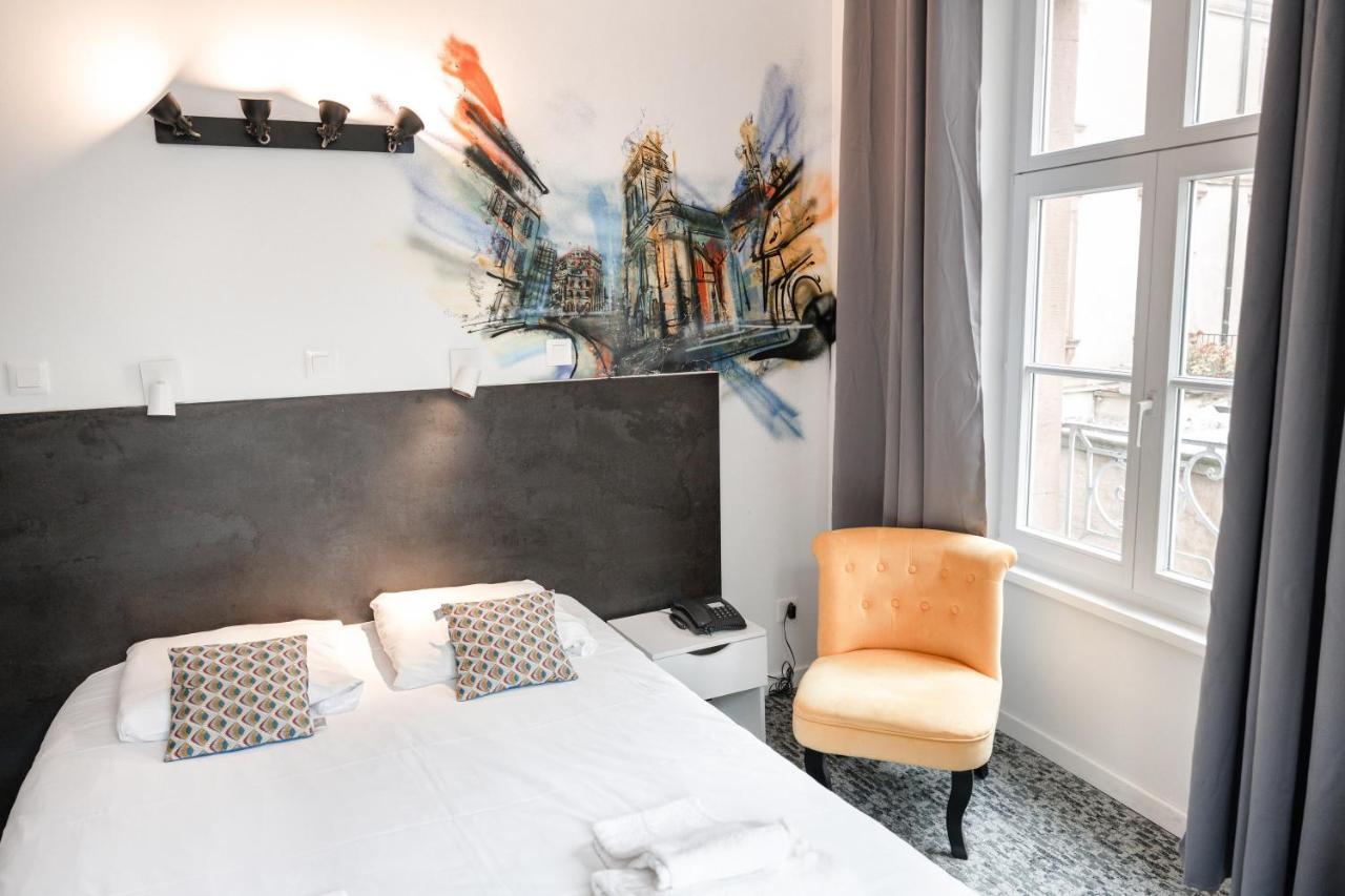 Des Arts - Centre Cathedrale Hotel 2*