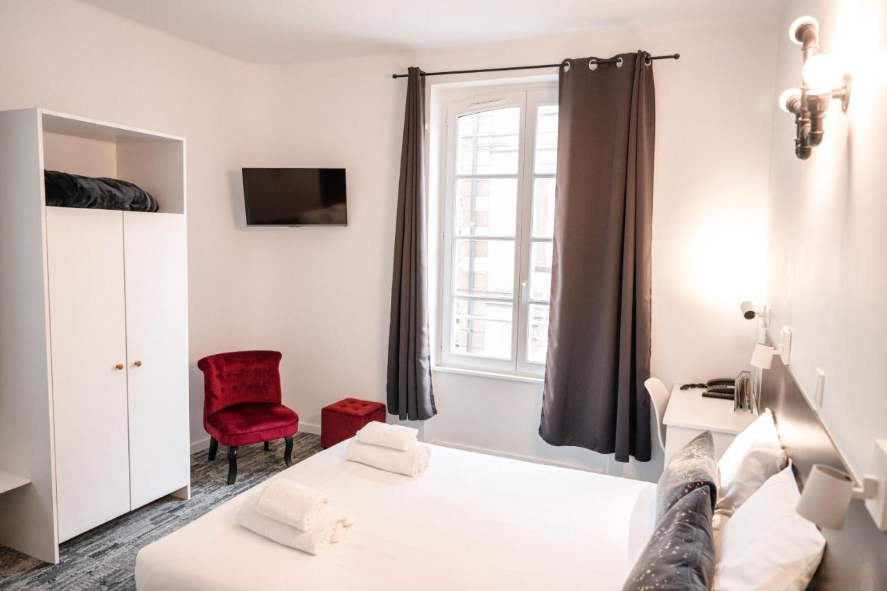 Hotel Des Arts - Centre Cathedrale 2*